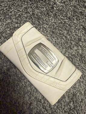 Vintage Y2K GUESS Faux Croc White Rhinestone Hardware Trifold Wallet